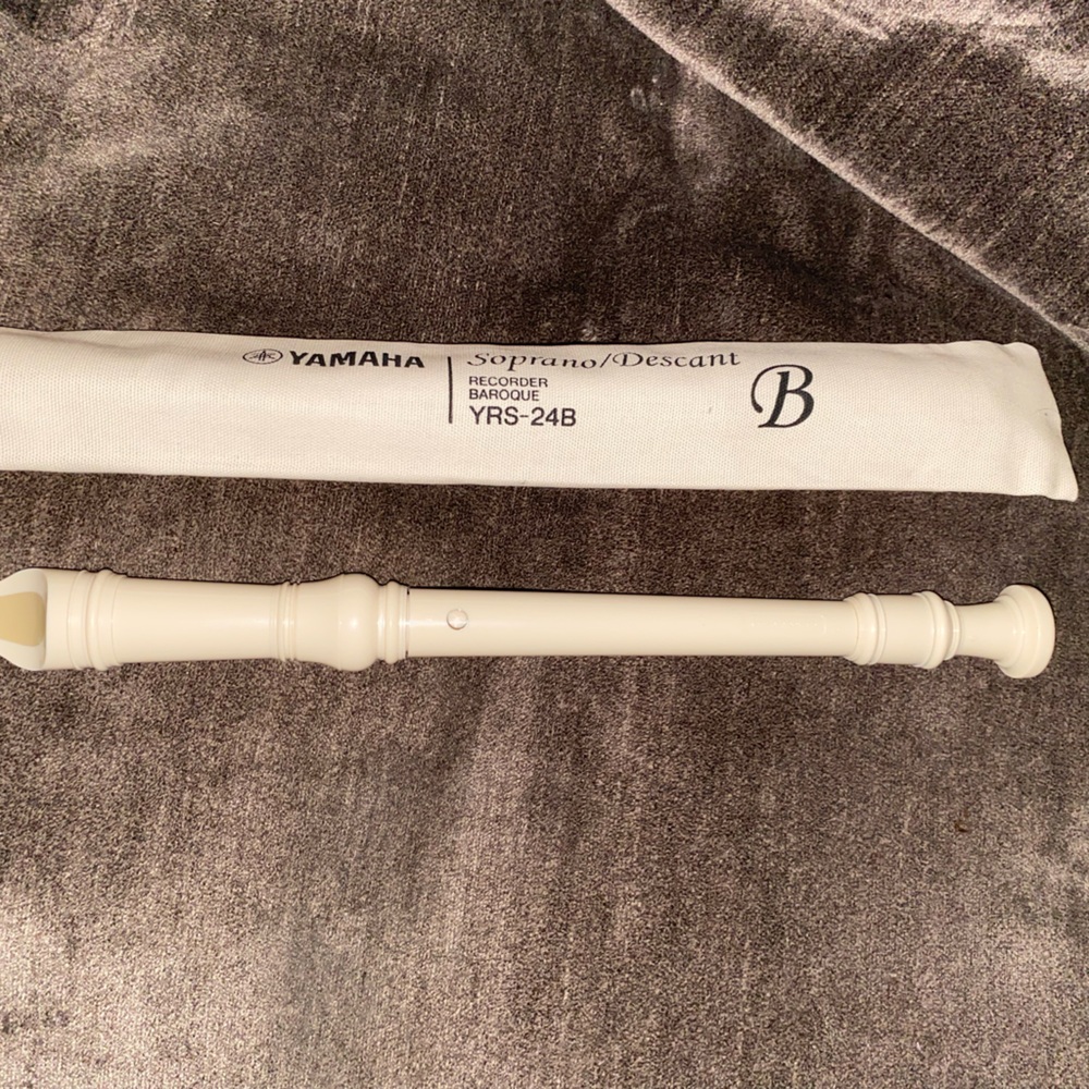 Yamaha Cream Descant Recorder